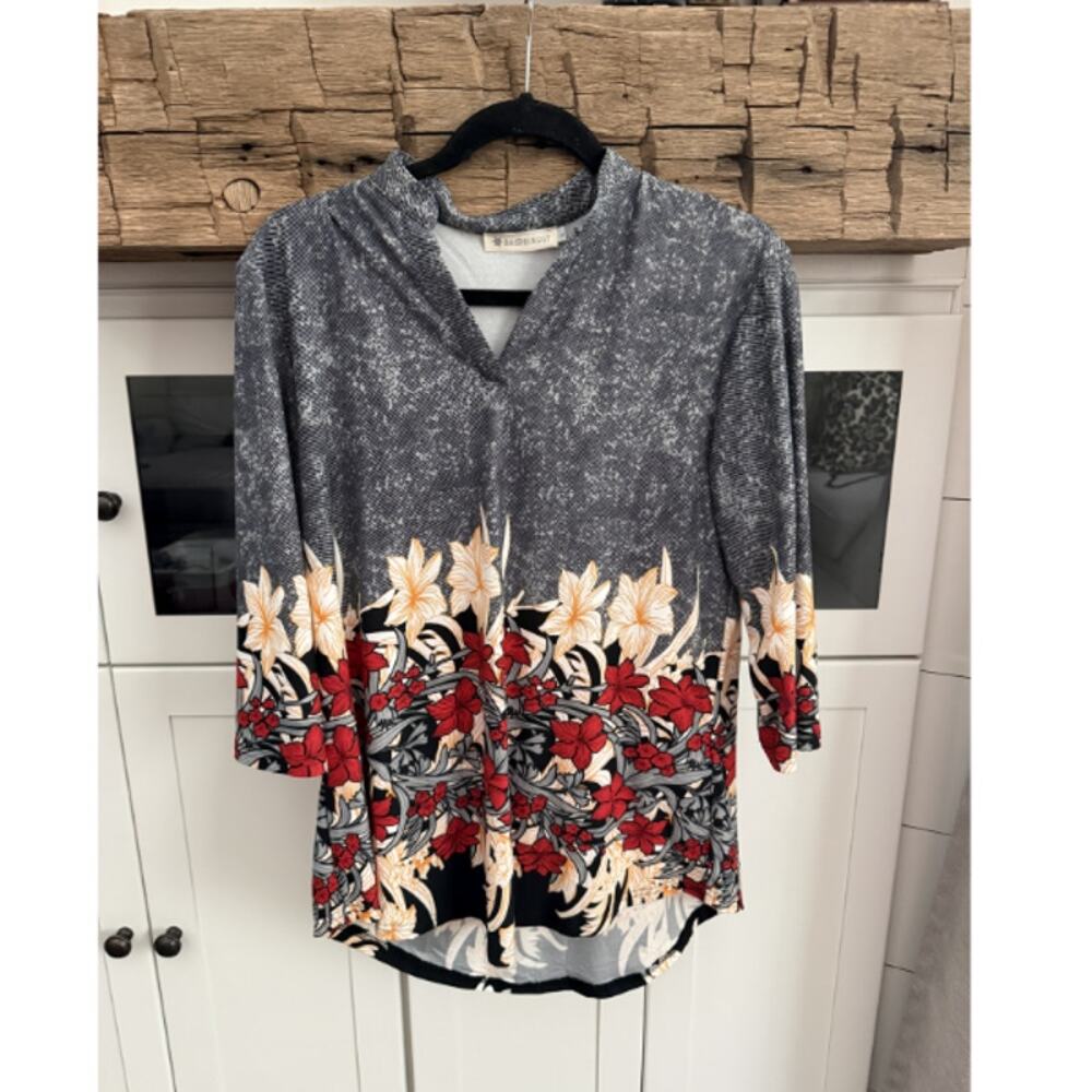Baishenggt Grey Floral Border Print V-Neck Tunic Top 3/4 Sleeve Size L